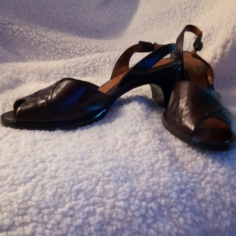 #16 Heeled Sandle